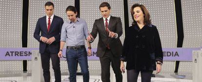 Sánchez, Iglesias, Rivera y Sáenz de Santamaría antes del debate del pasado lunes.