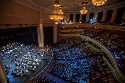 General view of the concert.