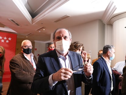 Ángel Gabilondo, momentos antes de ofrecer una rueda de prensa tras las votaciones de la jornada electoral del 4 de mayo.