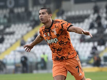 Cristiano Ronaldo celebra su segundo gol ante el Spezia en la sexta jornada de la Serie A este domingo.