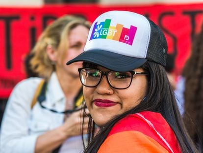 El 17 de mayo, Día Internacional contra la Homofobia, la Transfobia y la Bifobia, es una oportunidad para generar nuevas condiciones para las personas LGBTI.