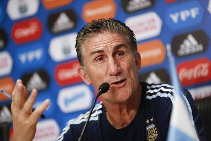 Edgardo Bauza muestra un perfil más provocador.