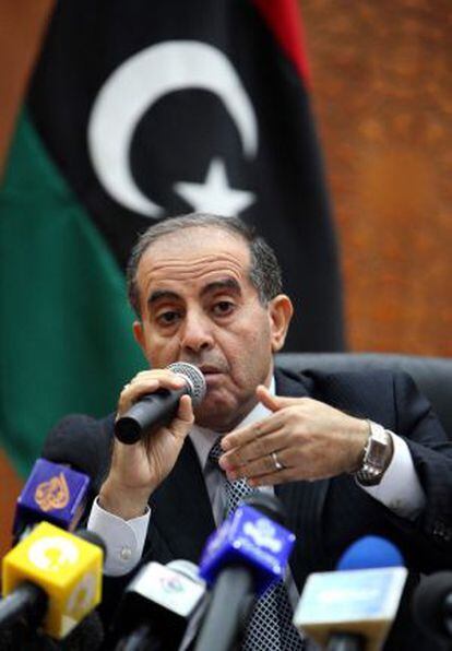 El primer ministro del CNT libio, Mahmud Yibril,