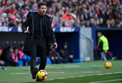 Simeone, durante el partido entre el Atlético y el Getafe.