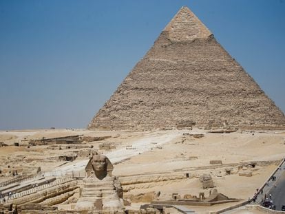 Gran Esfinge y Gran Pirámide de Guiza, en Egipto.