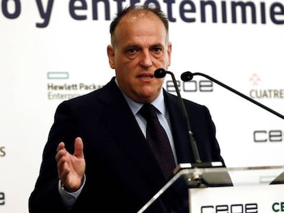 El presidente de LaLiga, Javier Tebas, durante su intervenci&oacute;n en los Encuentros Empresariales que organizan CEOE y CEPYME, hoy en Madrid.