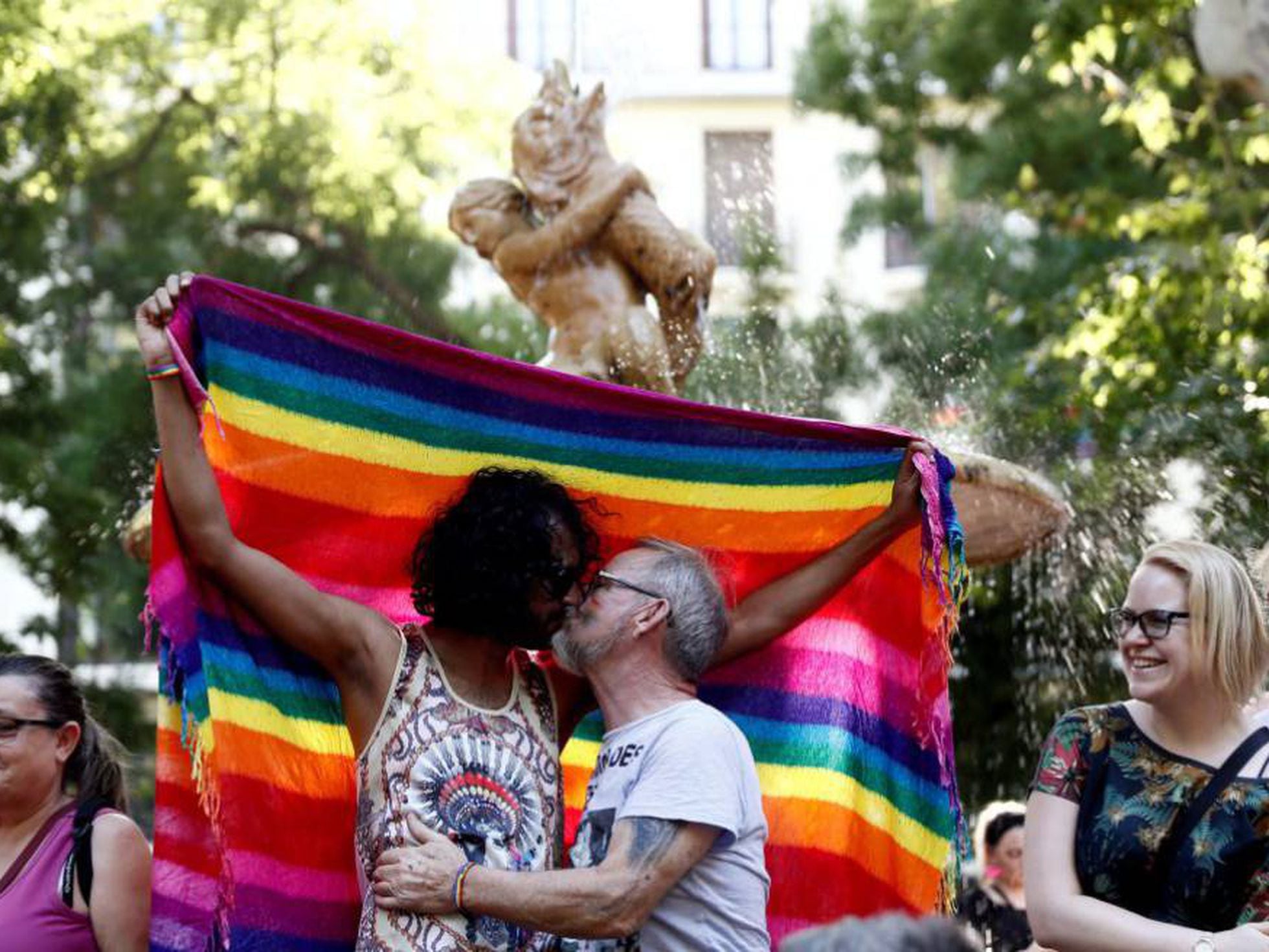 Agresión homófoba en Madrid horas antes del desfile del Orgullo | Madrid |  EL PAÍS