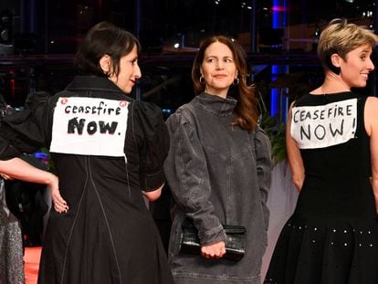 La directora Eliza Hittman, la programadora Andrea Picard y la productora Katrin Pors, el jueves pasado en la alfombra roja de la Berlinale.