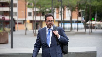 El excargo de Convergència Democràtica de Catalunya (CDC) David Madí, en una fotografía de archivo tras salir de un juicio.