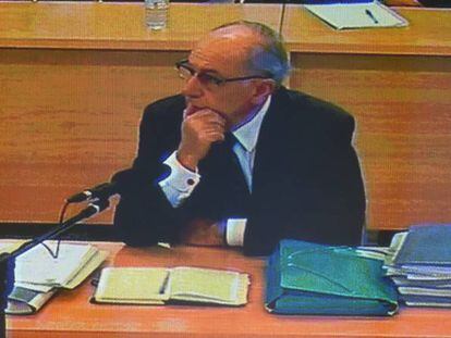 Imagen del monitor de la sala de prensa de la Audiencia Nacional de el expresidente de Bankia durante el juicio que se sigue contra Rodrigo Rato.
