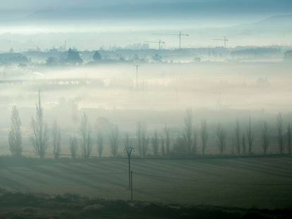 Bancos de niebla en Logroño, el domingo pasado.
