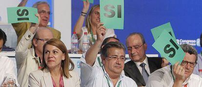 Cospedal y Zoido, en el &uacute;ltimo congreso regional del PP andaluz.