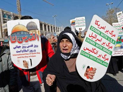 Iraníes protestan en Teherán este viernes contra la decisión de Trump de reconocer Jerusalén como capital de Israel.