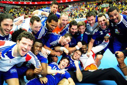 Los jugadores franceses celebran el triunfo