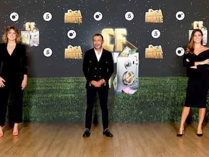 Sandra Barneda, Jorge Javier Vázquez y Lara Álvarez en la presentación de la segunda temporada de 'La casa fuerte'.