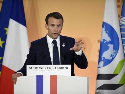 El presidente francés, Emmanuel Macron, en la conferencia contra la financiación del terrorismo en París