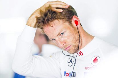 Jenson Button, de McLaren, antes de la clasificación.