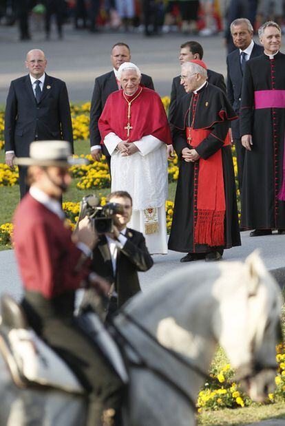 El Papa con Antonio María Rouco Varela, arzobispo de Madrid.