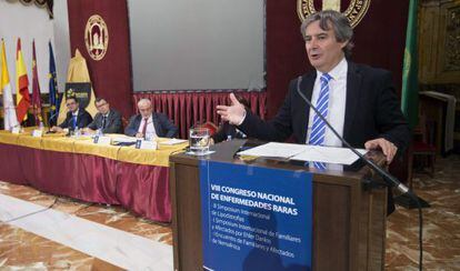 El secretario general del Ministerio de Sanidad y Consumo, Rub&eacute;n Moreno, durante su intervenci&oacute;n en el VIII Congreso Nacional de Enfermedades Raras.