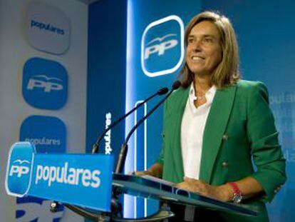 Fotografía facilitada por el PP de la responsable del comité de campaña del partido, Ana Mato.