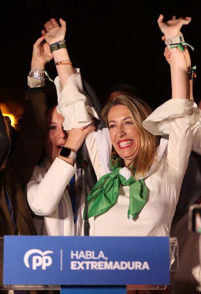 La presidenta del PP y candidata a la presidencia de la Junta de Extremadura el pasado domingo 28 de mayo tras el escrutinio electoral.