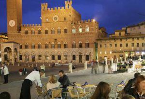 La Piazza del Campo de Siena, escenario de la famosa fiesta del Palio.