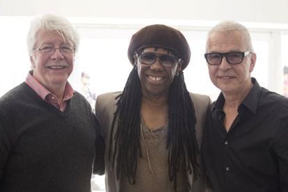 Por la izquierda, los productores Ken Scott, Nile Rodgers y Tony Visconti.