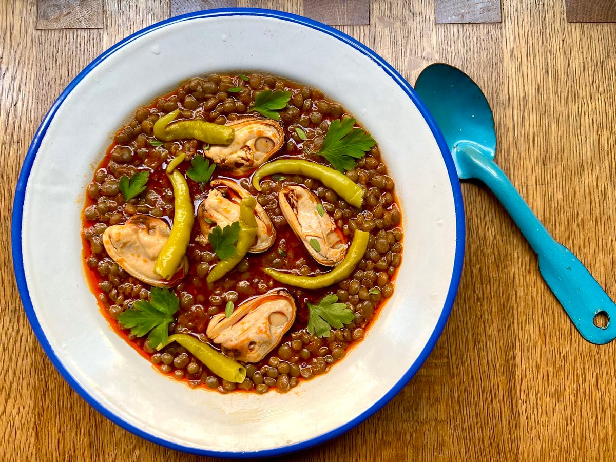 Express lentil stew with pickled mussels - Pledge Times