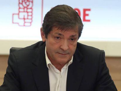 El presidente de la comisi&oacute;n gestora del PSOE, Javier Fern&aacute;ndez.