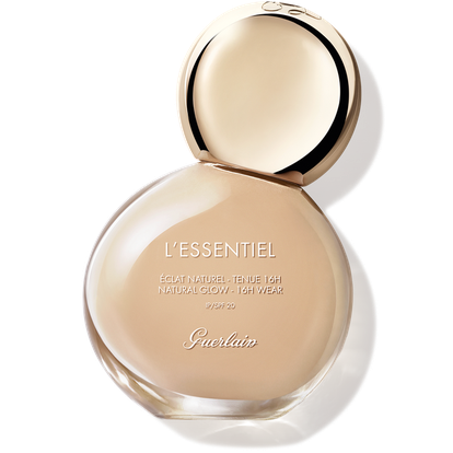 Base de maquillaje L’Essentiel Natural Glow, de Guerlain. Con un 97% de ingredientes naturales, consigue un acabado natural y luminoso durante 16 horas.