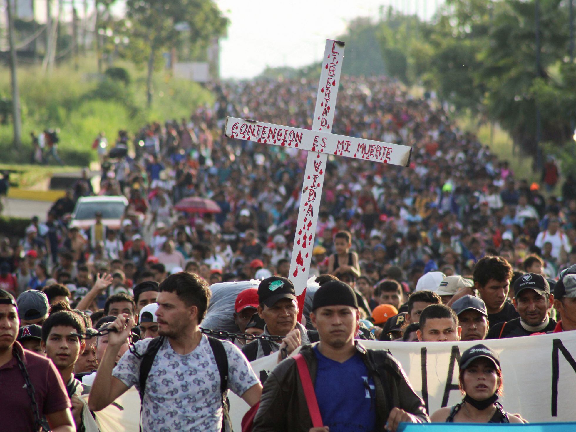 Chiapas Una caravana con m s de 4.000 migrantes sale de Tapachula