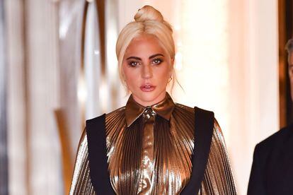 Lady Gaga ha tachado dejar el vicio de 'difícil'.