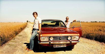 Raúl Arévalo y Javier Gutiérrez, en 'La isla mínima'.