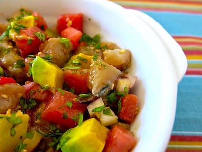 Ceviche-tartar de caballa y sandía