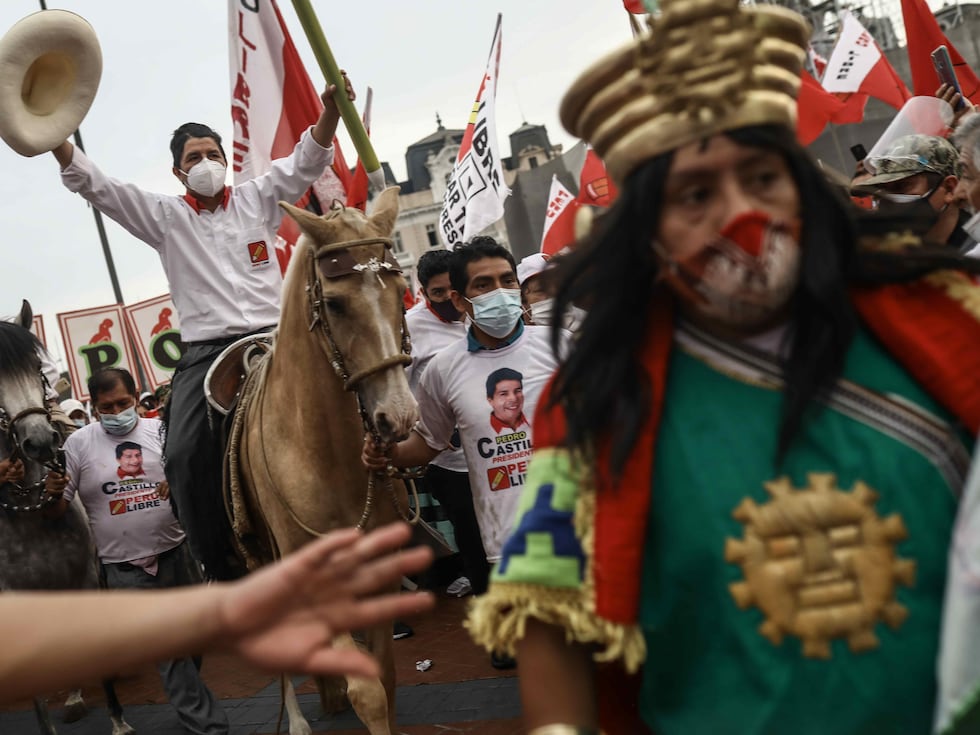 Elecciones 2021: Los peruanos votan entre el miedo a la covid y la  incertidumbre de las encuestas | Internacional | EL PAÍS