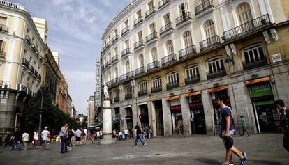Fachada del edificio del número 9 en la Puerta del Sol, en Madrid.