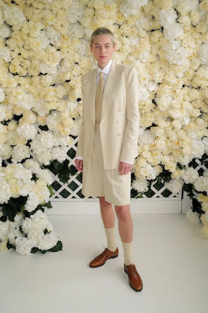 Emma Corrin wears a Ralph Lauren suit at a Ralph Lauren party at Wimbledon.