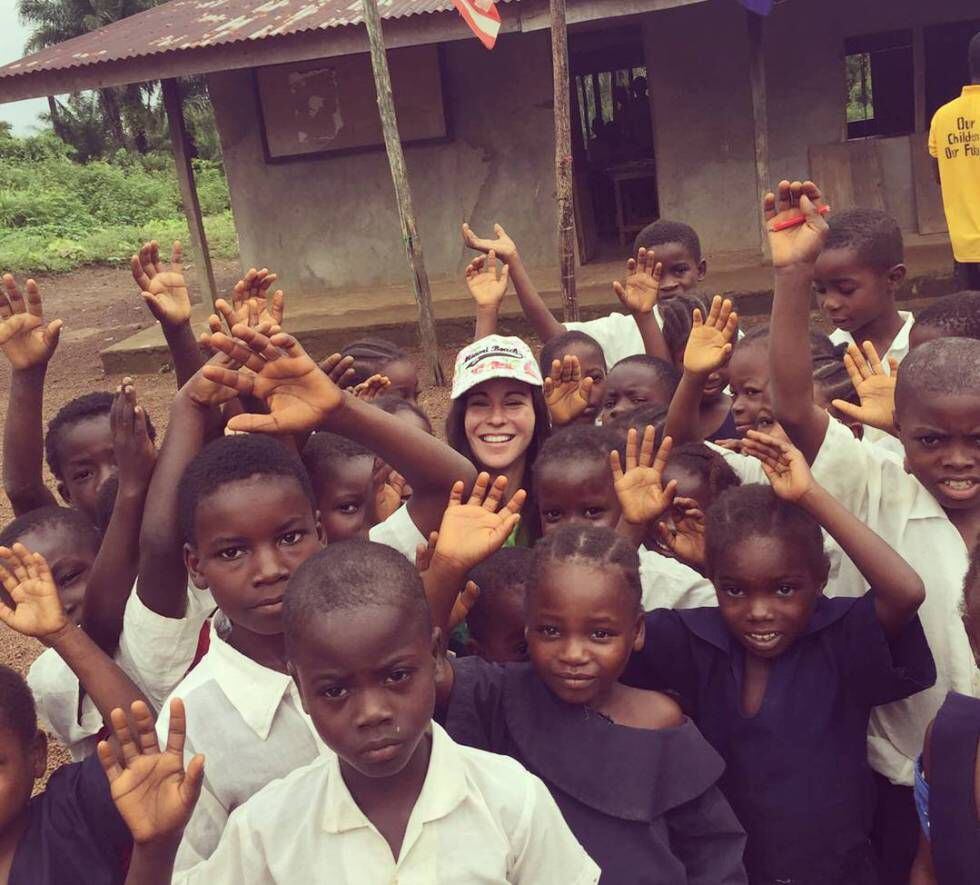 Priego durante su viaje a Liberia.