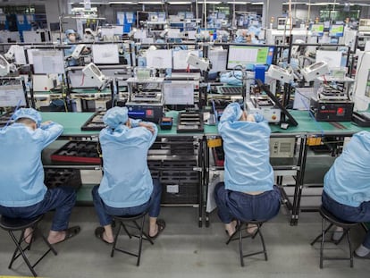 Tras la comida, los empleados tienen derecho a una siesta de quince minutos.