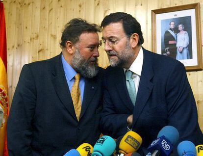 Como vicepresidente, Rajoy asumió en 2002 la coordinación de la catástrofe del Prestige. Tardó días en ser portavoz único y utilizó la expresión “hilillos de plastilina”.