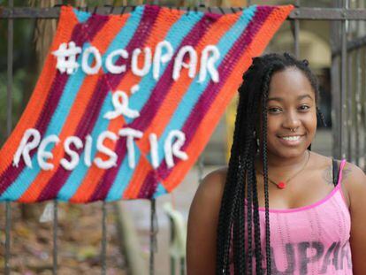 Marcela Reis, de la Escuela Estadual Fernão Dias, defiende la Ocupación y la Resistencia para conseguir una escuela “donde las chicas puedan vestir como quieran, donde se hable de la cultura negra y no solo de los portugueses”.