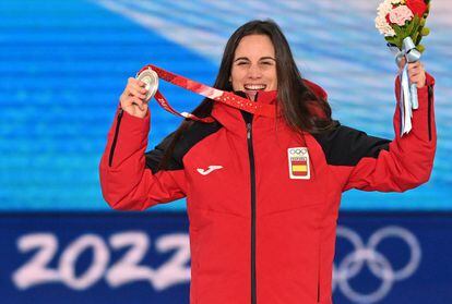 
La deportista Queralt Castellet ha conquistado este jueves la plata en la prueba de halfpipe del snowboard de los Juegos Olímpicos de Invierno que se están disputando en Pekín. Ha supuesto el estreno del medallero español en la cita. 