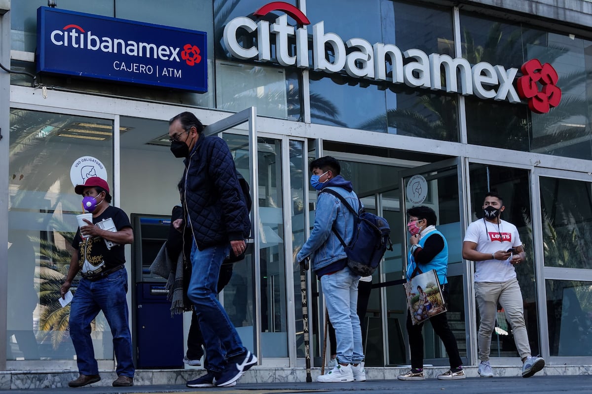 Las ganancias de Citi pierden brillo por desinversiones en México y Asia
