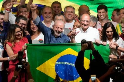 Lula gana las elecciones a Bolsonaro en la victoria más reñida de la  historia de Brasil | Internacional | EL PAÍS