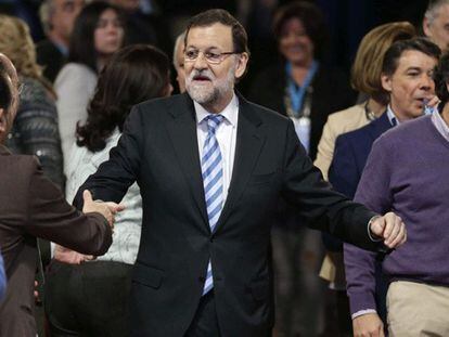 Rajoy, durante su llegada a la convención.