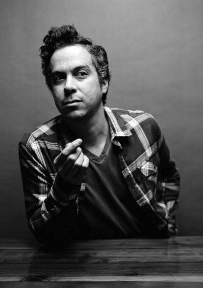 El artista estadounidense M. Ward.