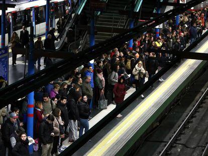 Andén de una de las estaciones de Metro de Madrid.