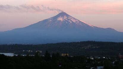 El volcán Villarrica en una fotografía de archivo.