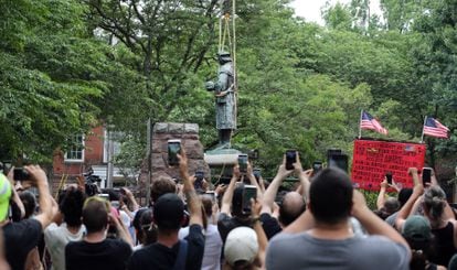 La ciudad de New Haven, Estados Unidos, retira la estatua de Cristóbal Colón el pasado septiembre para evitar altercados por las protestas raciales
