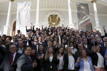 Los legisladores de oposici&oacute;n en Venezuela, el pasado 5 de enero.